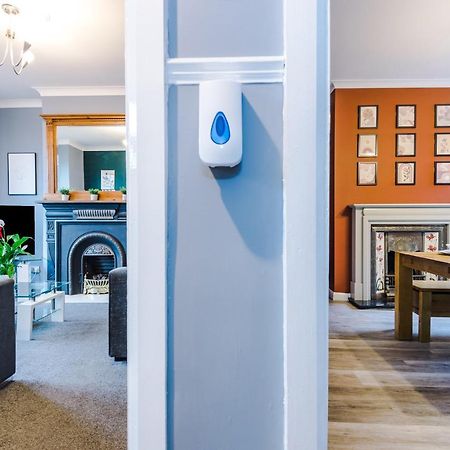 Spacious Modern Chester Home - Great Location Экстерьер фото